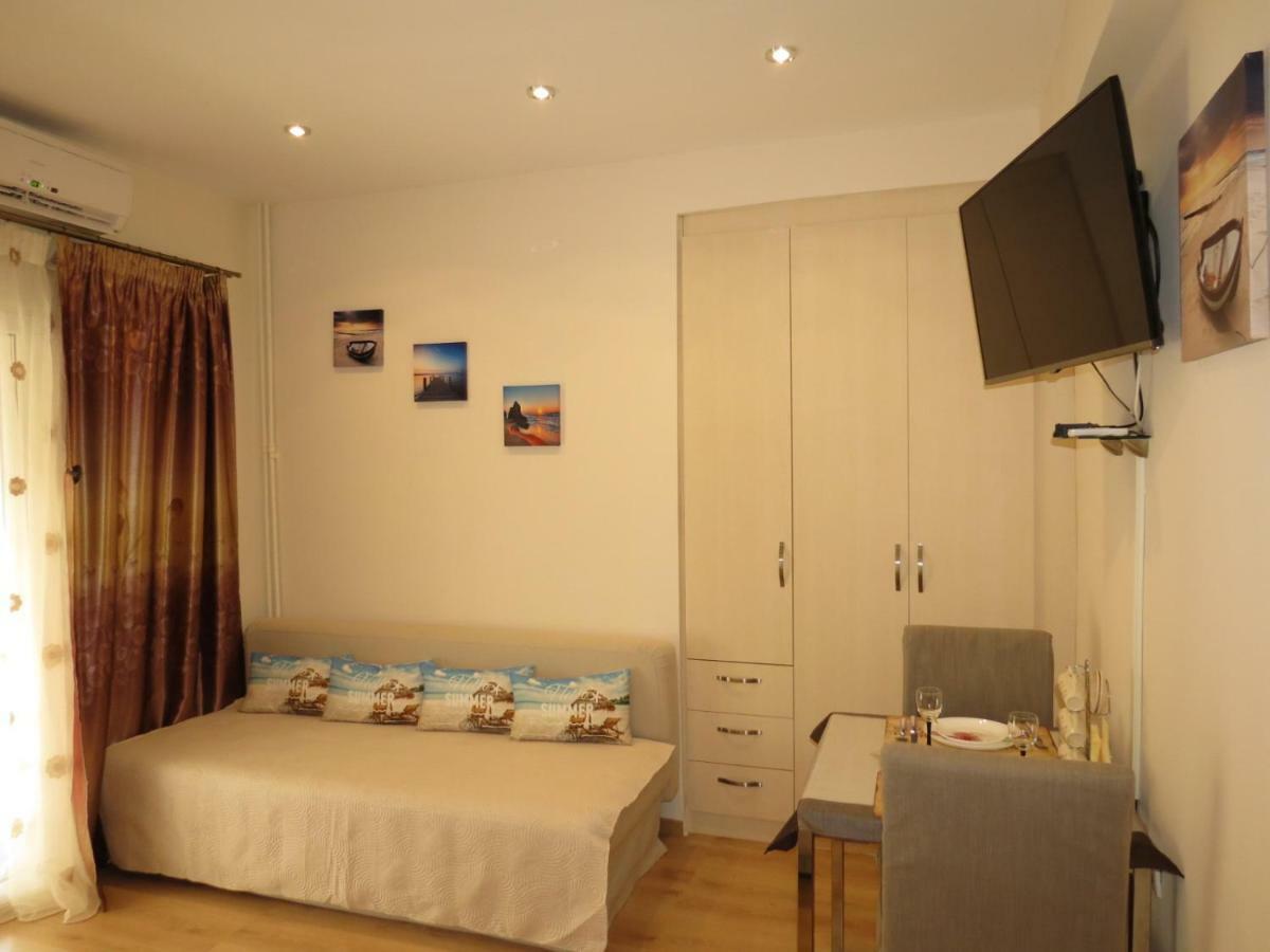 Nice Studio Next To The Sea Athens Exterior photo